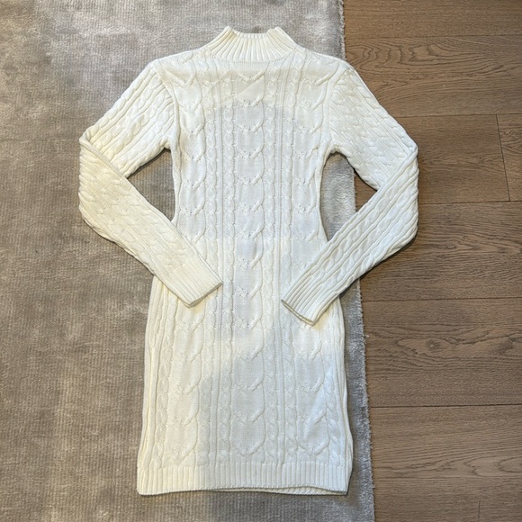 PrettyLittleThing Long Sleeve Sweater Dress - Picture 1 of 11